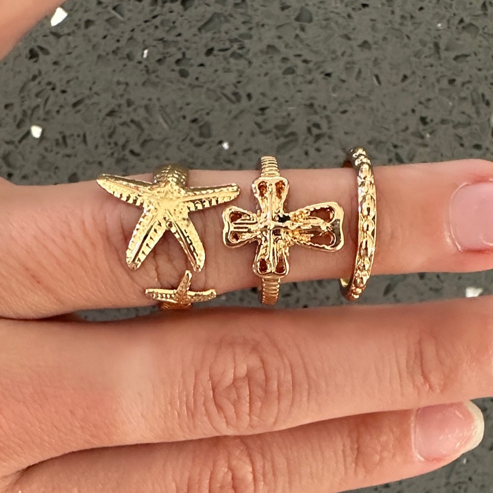 Gold Starfish and Cross Ring Set